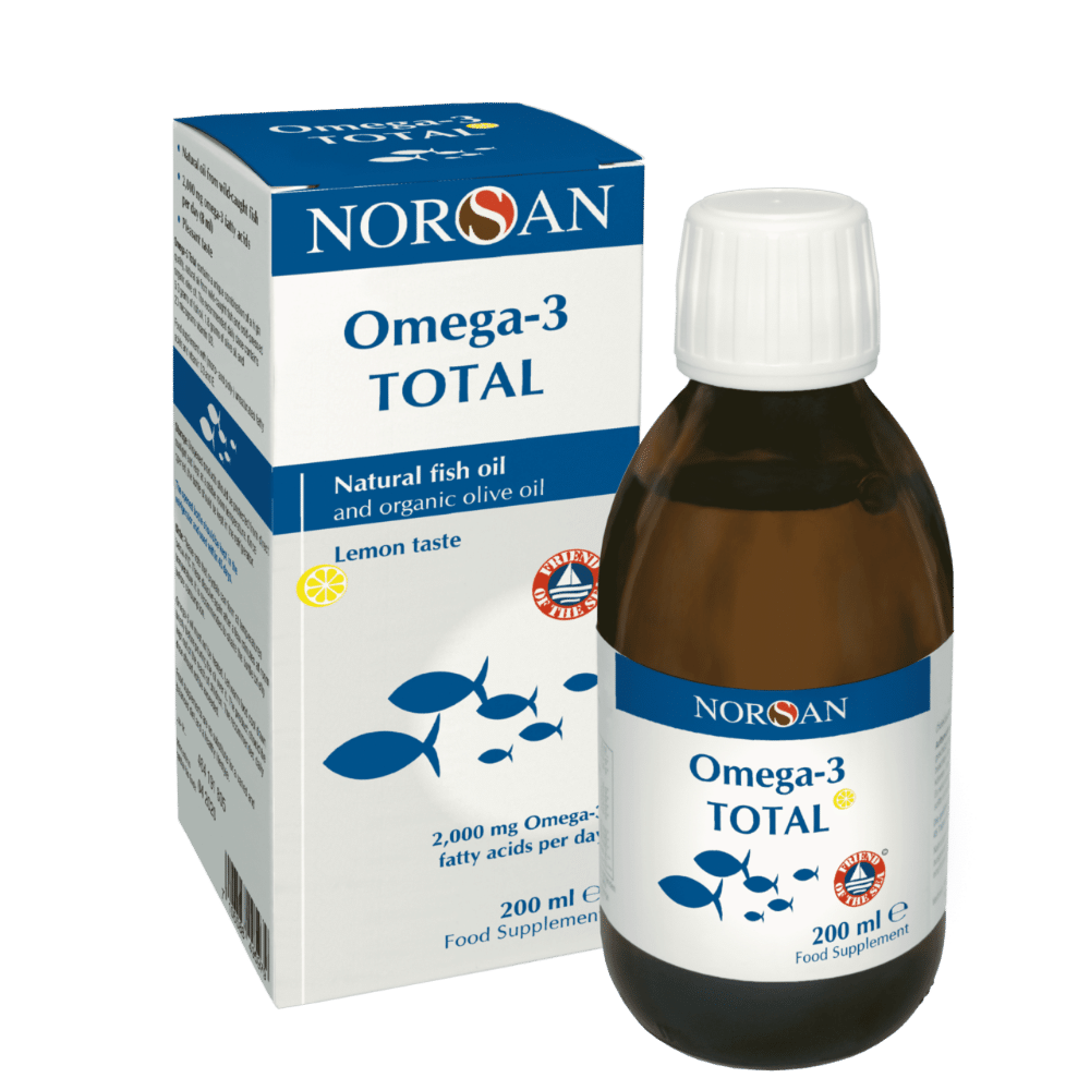 ENG_20200520_Produktbild_200ml_Box_links_Flasche_rechts_NORSAN_Total_Zitrone-min